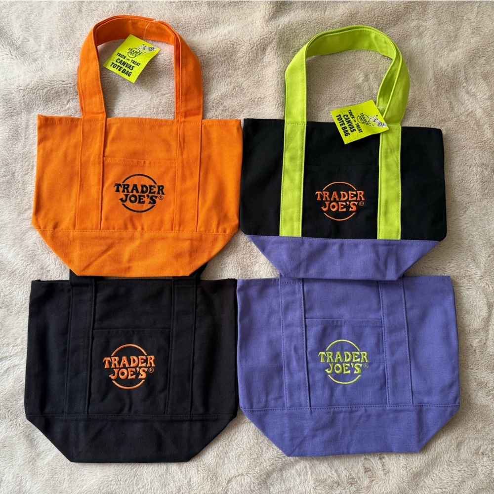 NWT (Set of 4) Trader Joe’s Halloween Mini Canvas… - image 3